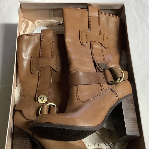 BCBGeneration Mid Calf Leather Boot, Size 9.5M - Picture 3 of 9